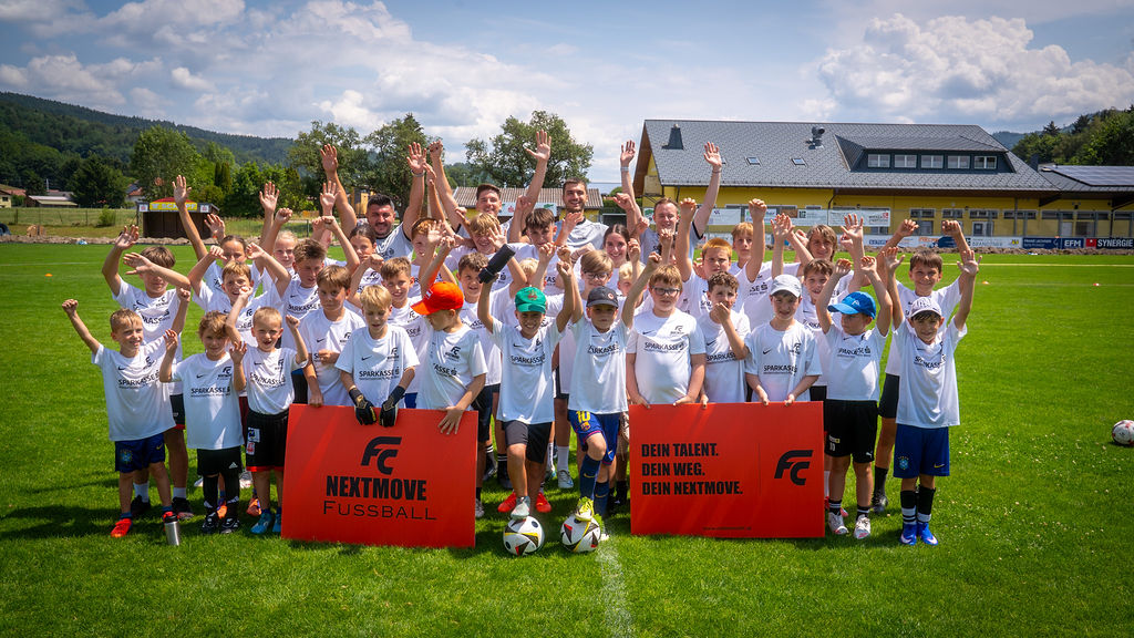Kinder im NEXTMOVEFC Sommercamp